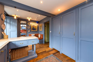 Kitchen Breakfast Room- click for photo gallery